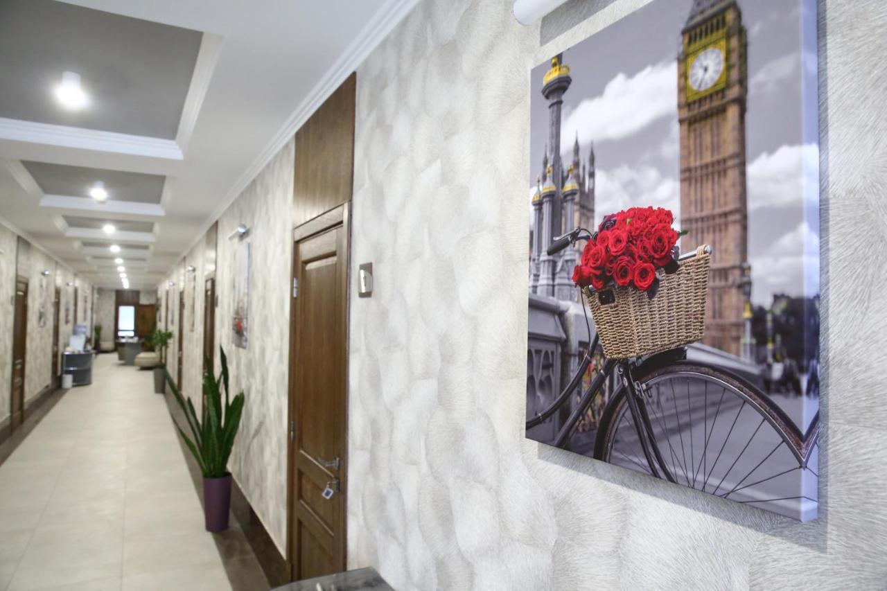 Львівський Hotel Exterior photo