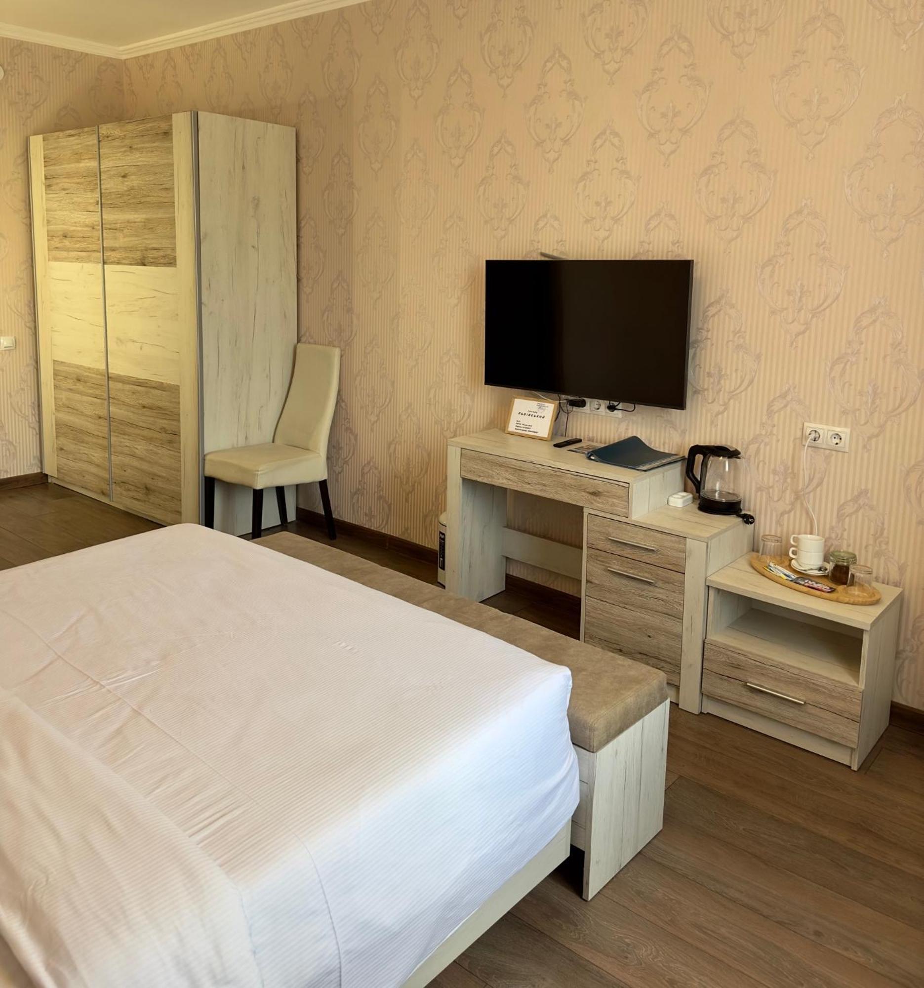 Львівський Hotel Exterior photo